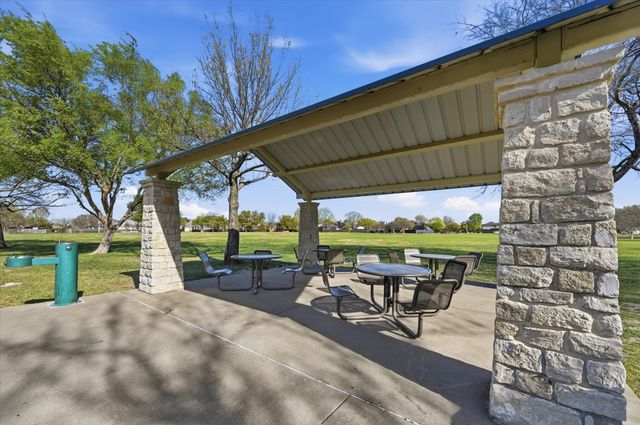 1423 Winterwood Drive, Allen, TX 75002