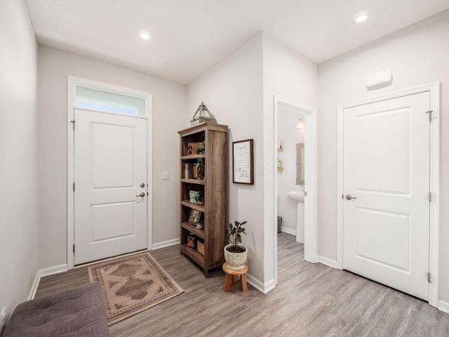 123 Steeplechase Court, Delaware, OH 43015