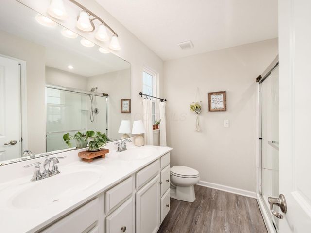 123 Steeplechase Court, Delaware, OH 43015