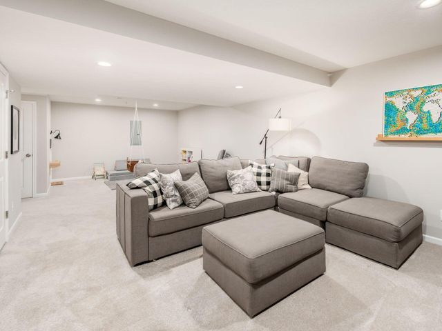 123 Steeplechase Court, Delaware, OH 43015