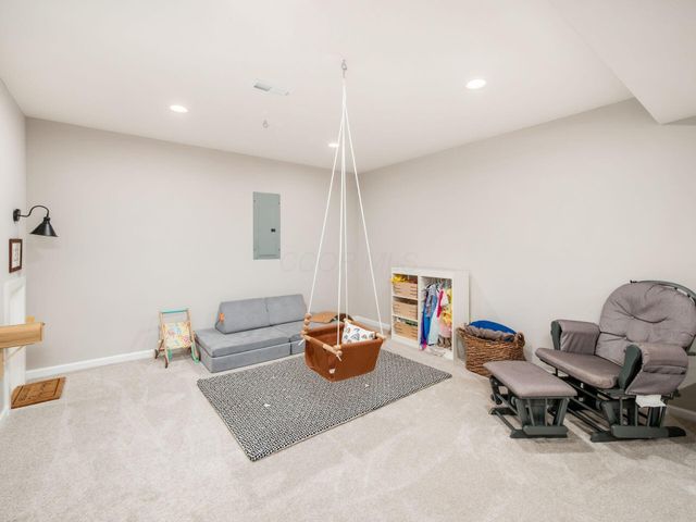 123 Steeplechase Court, Delaware, OH 43015