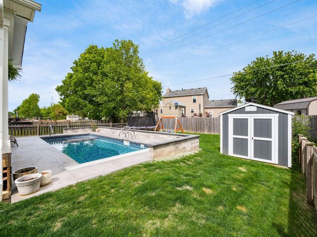 123 Steeplechase Court, Delaware, OH 43015