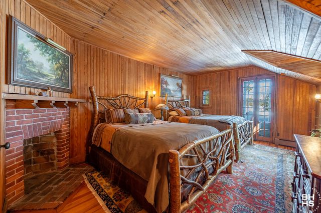 26 Hemlock Ledge Road, Tupper Lake, NY 12986