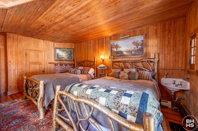 26 Hemlock Ledge Road, Tupper Lake, NY 12986