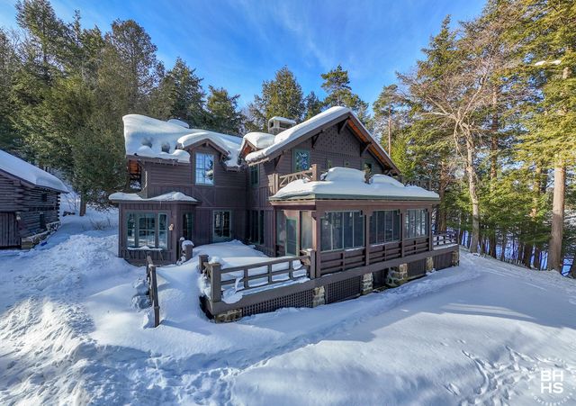 26 Hemlock Ledge Road, Tupper Lake, NY 12986