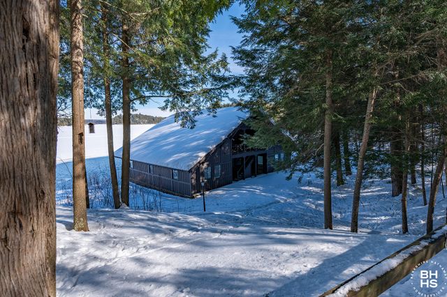 26 Hemlock Ledge Road, Tupper Lake, NY 12986