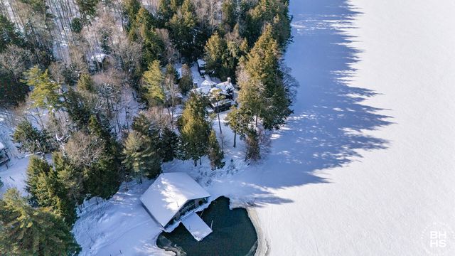 26 Hemlock Ledge Road, Tupper Lake, NY 12986