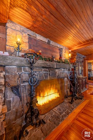 26 Hemlock Ledge Road, Tupper Lake, NY 12986