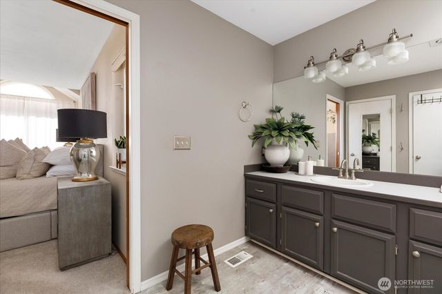 3608 W 4th Street, Anacortes, WA 98221