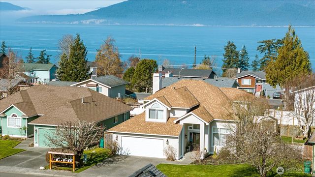 3608 W 4th Street, Anacortes, WA 98221