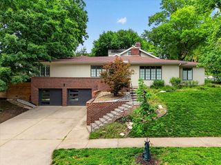 1624 W 50th Street, Kansas City, MO 64112
