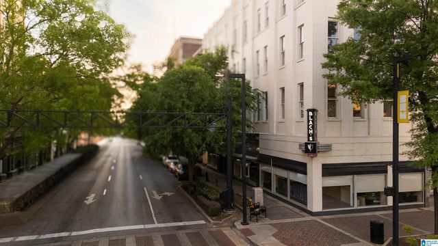 300 20th St N Apt 405, Birmingham, AL 35203