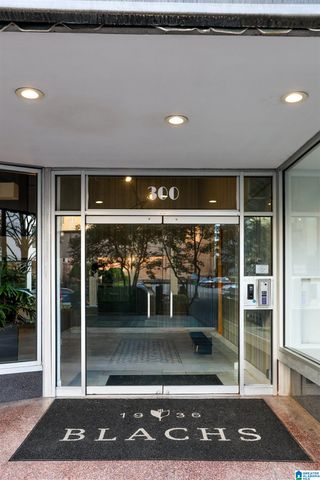 300 20th St N Apt 405, Birmingham, AL 35203