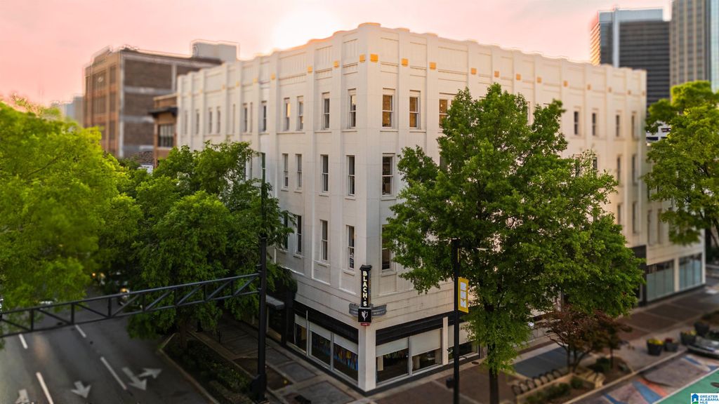 300 20th St N Apt 405, Birmingham, AL 35203