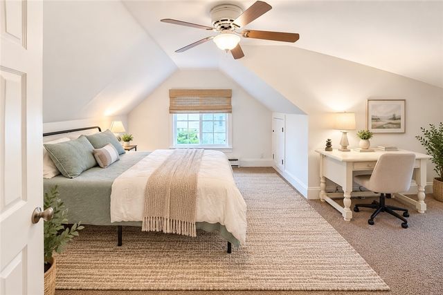 29 Burnett Road, Warwick, RI 02889