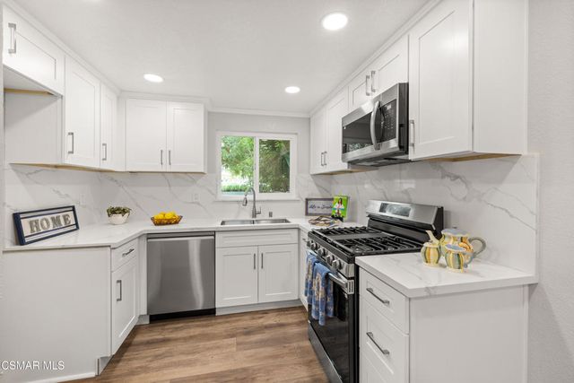 1215 Ramona Drive, Newbury Park, CA 91320