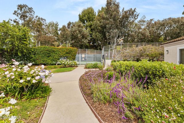 1215 Ramona Drive, Newbury Park, CA 91320
