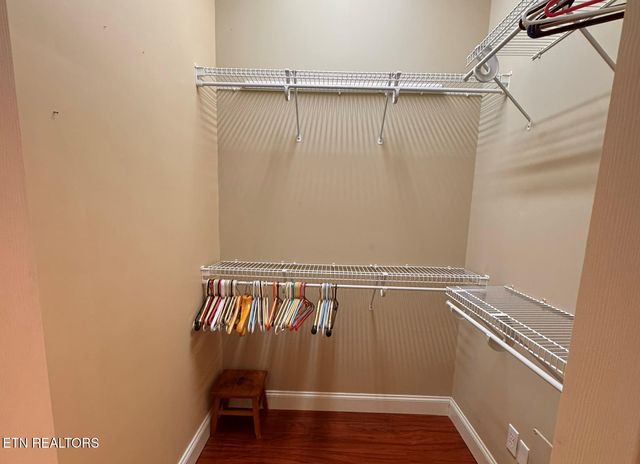 555 Rarity Bay Pkwy 302, Vonore, TN 37885