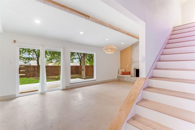 10101 E Rutland VLG, Austin, TX 78758