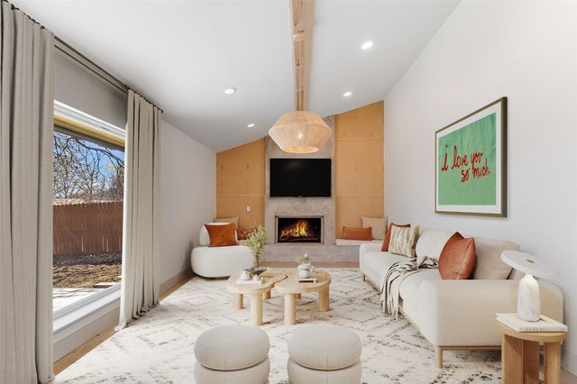 10101 E Rutland VLG, Austin, TX 78758