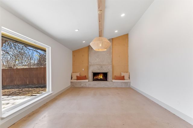 10101 E Rutland VLG, Austin, TX 78758