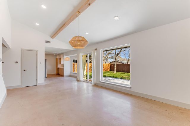 10101 E Rutland VLG, Austin, TX 78758