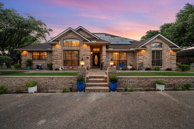 1301 Alford Drive, Hillsboro, TX 76645