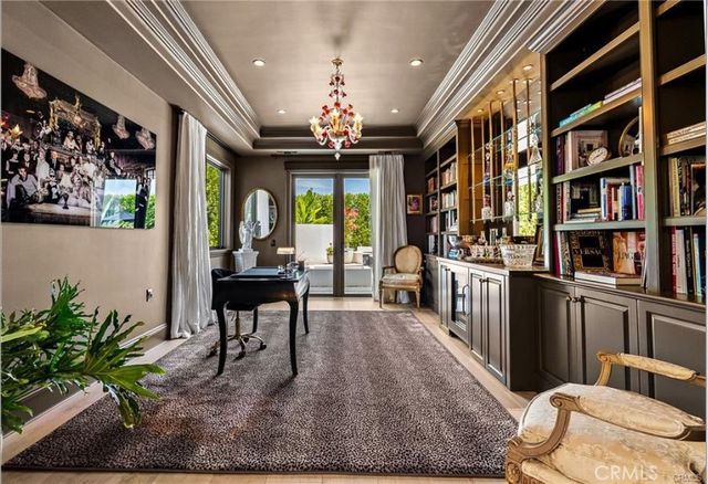 23477 Park Colombo, Calabasas, CA 91302