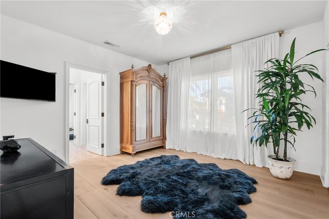 23477 Park Colombo, Calabasas, CA 91302