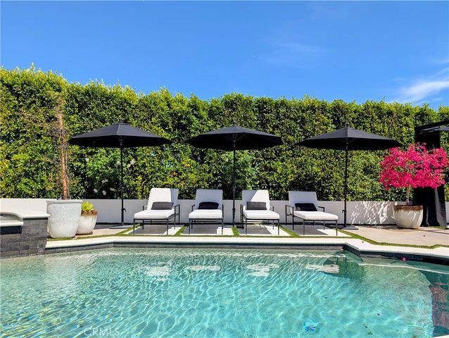 23477 Park Colombo, Calabasas, CA 91302