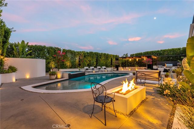 23477 Park Colombo, Calabasas, CA 91302