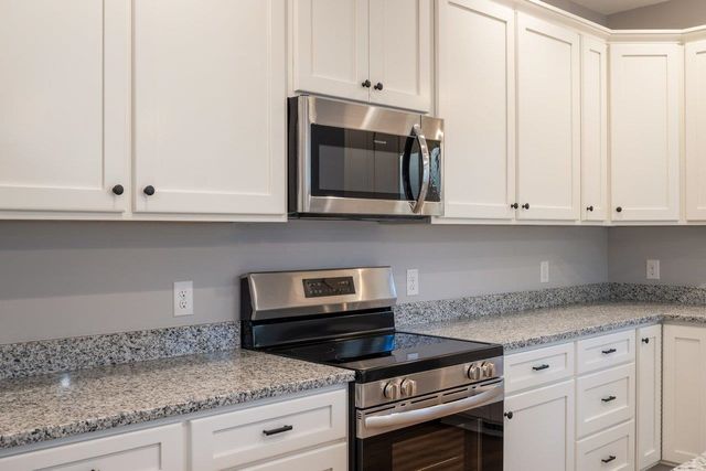 919 CLICKS LN, New Market, VA 22844