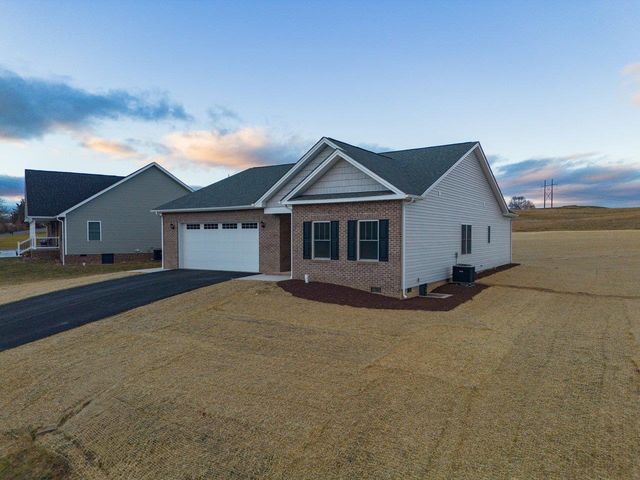 919 CLICKS LN, New Market, VA 22844