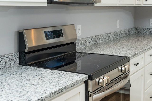 919 CLICKS LN, New Market, VA 22844