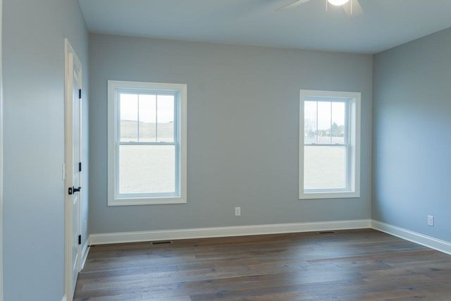 919 CLICKS LN, New Market, VA 22844