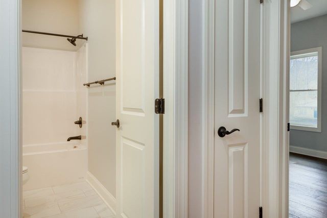 919 CLICKS LN, New Market, VA 22844