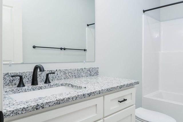 919 CLICKS LN, New Market, VA 22844