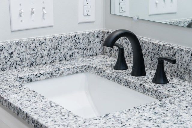 919 CLICKS LN, New Market, VA 22844