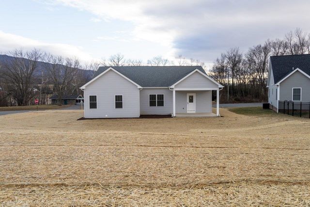 919 CLICKS LN, New Market, VA 22844