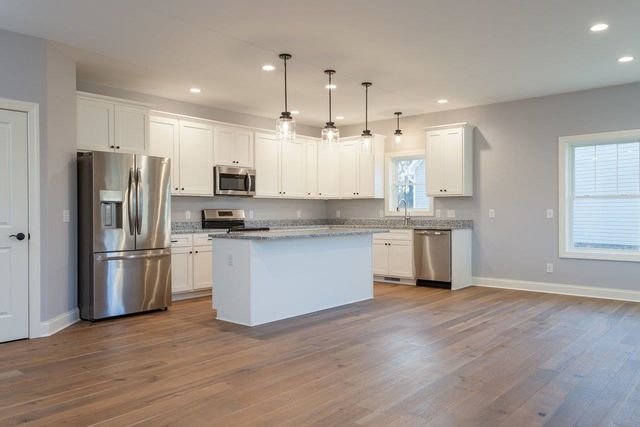 919 CLICKS LN, New Market, VA 22844