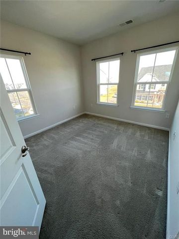 2191 COOK DR, Easton, PA 18045