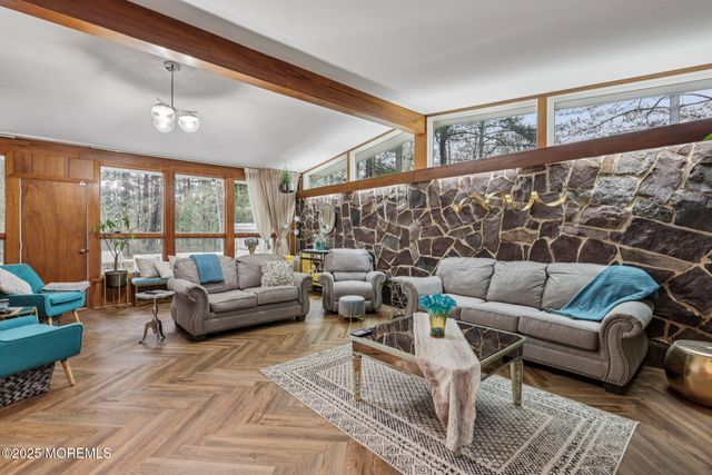 6 Sturm Lane, Jackson, NJ 08527