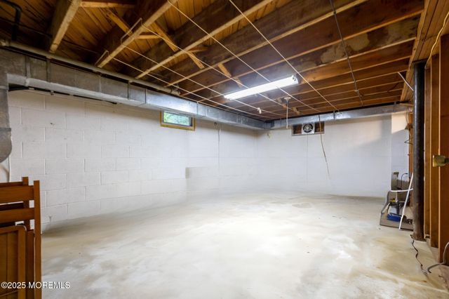 6 Sturm Lane, Jackson, NJ 08527