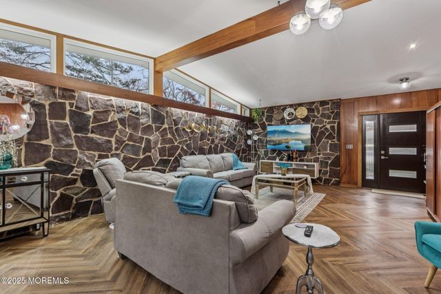 6 Sturm Lane, Jackson, NJ 08527