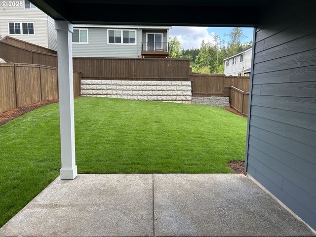 12176 Sw CHAMPLIN Ln, Beaverton, OR 97007