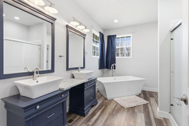 368 Regal Hghts Lane, Galena, MO 65656