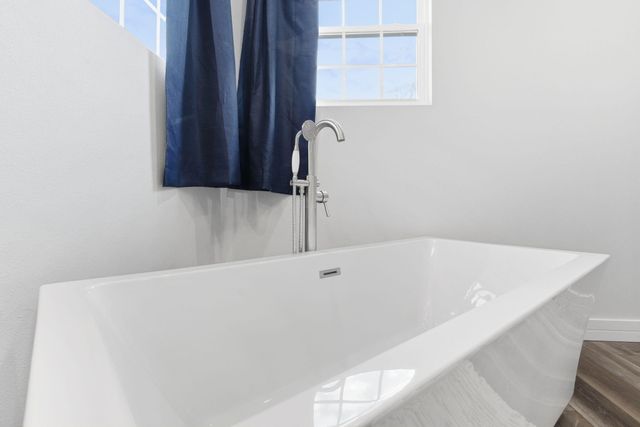 368 Regal Hghts Lane, Galena, MO 65656