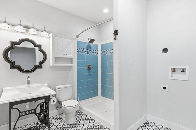 368 Regal Hghts Lane, Galena, MO 65656