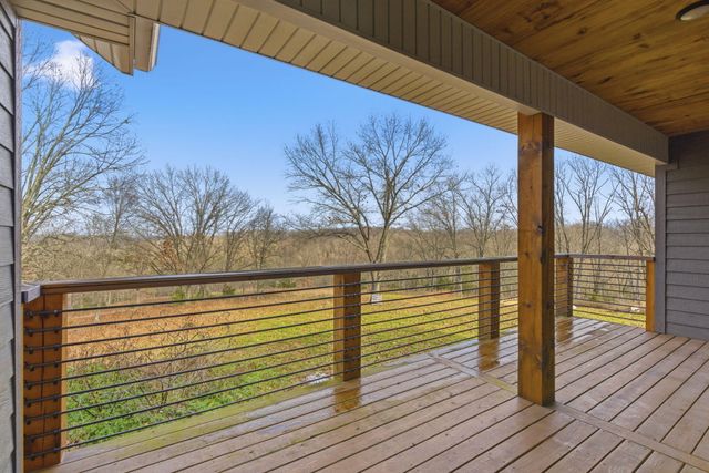 368 Regal Hghts Lane, Galena, MO 65656