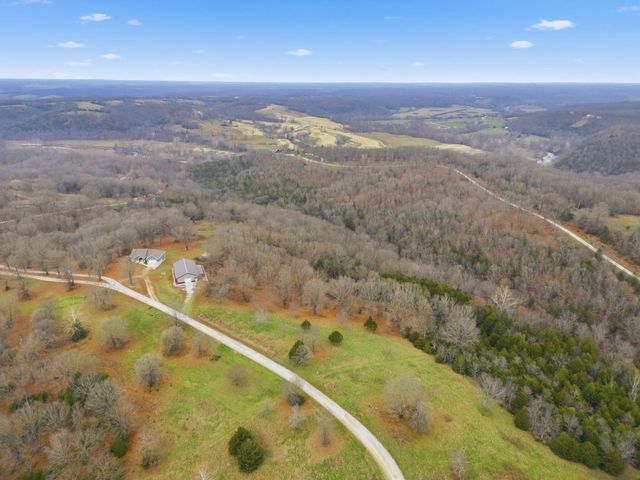 368 Regal Hghts Lane, Galena, MO 65656